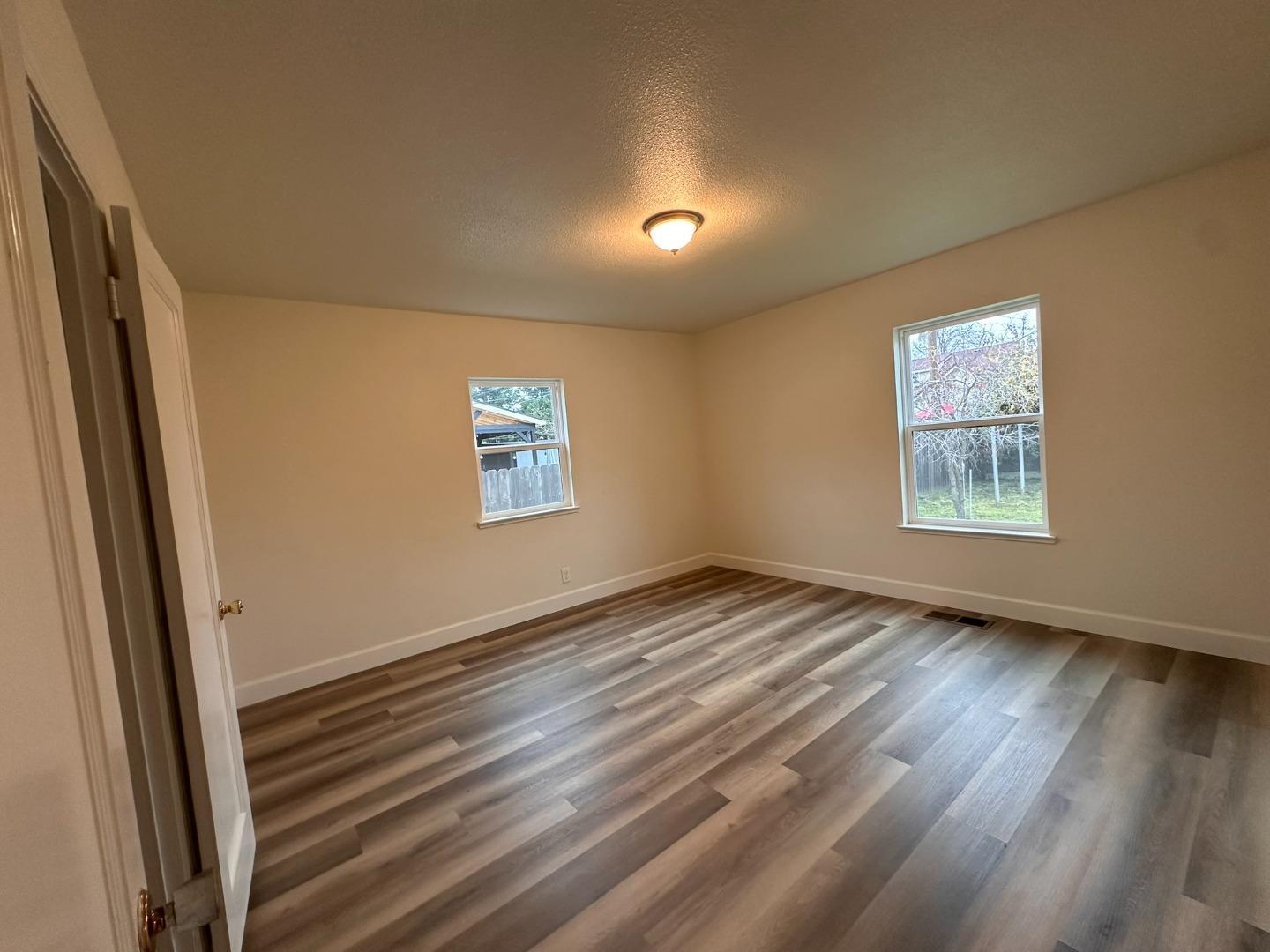 Detail Gallery Image 15 of 31 For 1220 S Church St, Lodi,  CA 95240 - 3 Beds | 1/1 Baths