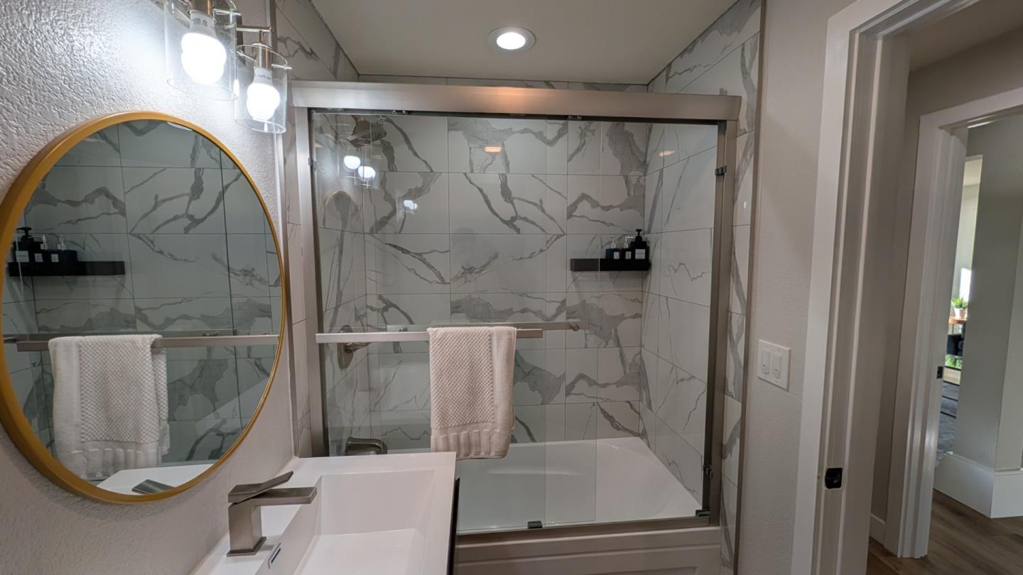 Detail Gallery Image 20 of 29 For 910 Skyline Dr, Daly City,  CA 94015 - 5 Beds | 3 Baths