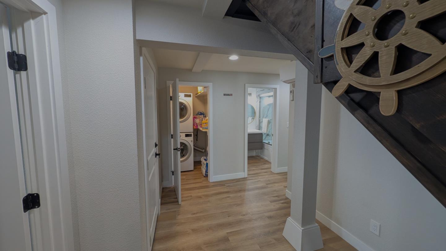 Detail Gallery Image 22 of 29 For 910 Skyline Dr, Daly City,  CA 94015 - 5 Beds | 3 Baths