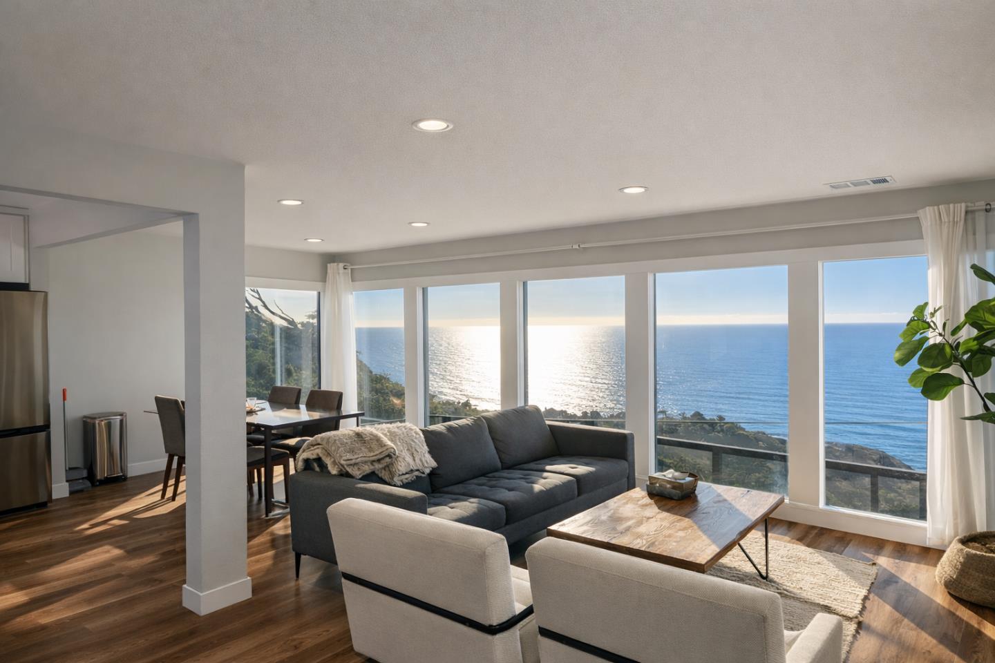 Detail Gallery Image 5 of 29 For 910 Skyline Dr, Daly City,  CA 94015 - 5 Beds | 3 Baths