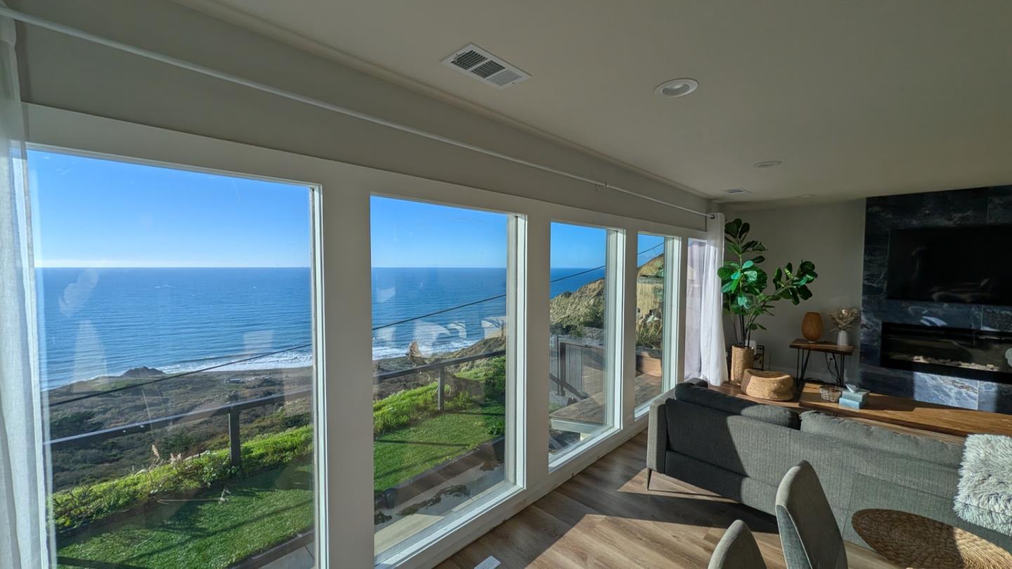 Detail Gallery Image 7 of 29 For 910 Skyline Dr, Daly City,  CA 94015 - 5 Beds | 3 Baths