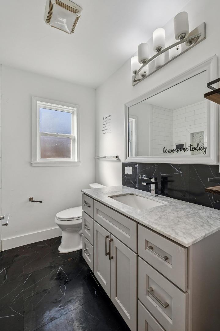 Detail Gallery Image 20 of 28 For 2139 108th Ave, Oakland,  CA 94603 - 3 Beds | 1 Baths