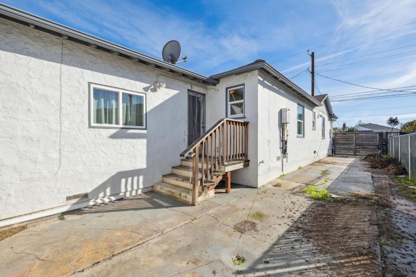 Detail Gallery Image 28 of 28 For 2139 108th Ave, Oakland,  CA 94603 - 3 Beds | 1 Baths