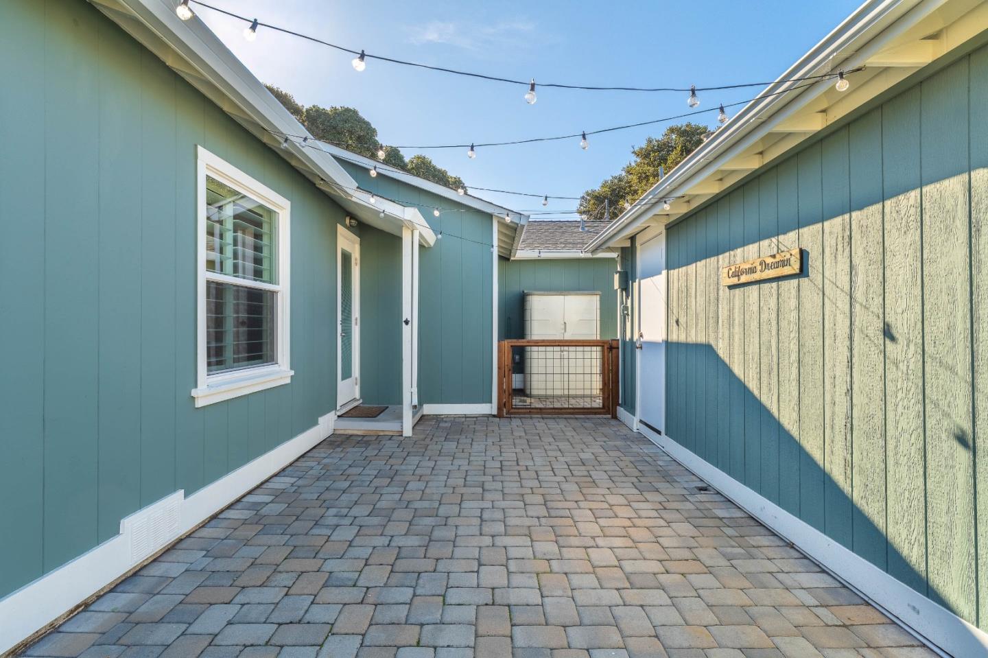 Detail Gallery Image 36 of 45 For 415 Hannon Ave, Monterey,  CA 93940 - 2 Beds | 2 Baths