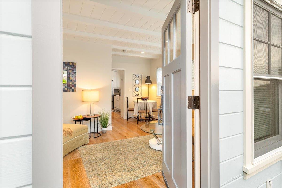 Detail Gallery Image 12 of 31 For 132 6th St, Pacific Grove,  CA 93950 - 2 Beds | 1 Baths