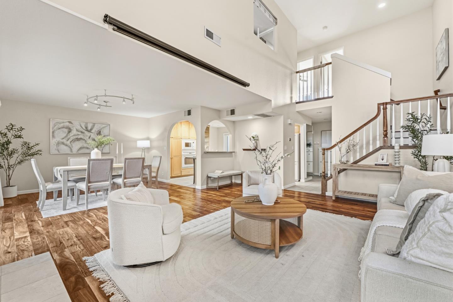 Detail Gallery Image 2 of 35 For 7435 Maywood Dr, Pleasanton,  CA 94588 - 3 Beds | 2/1 Baths