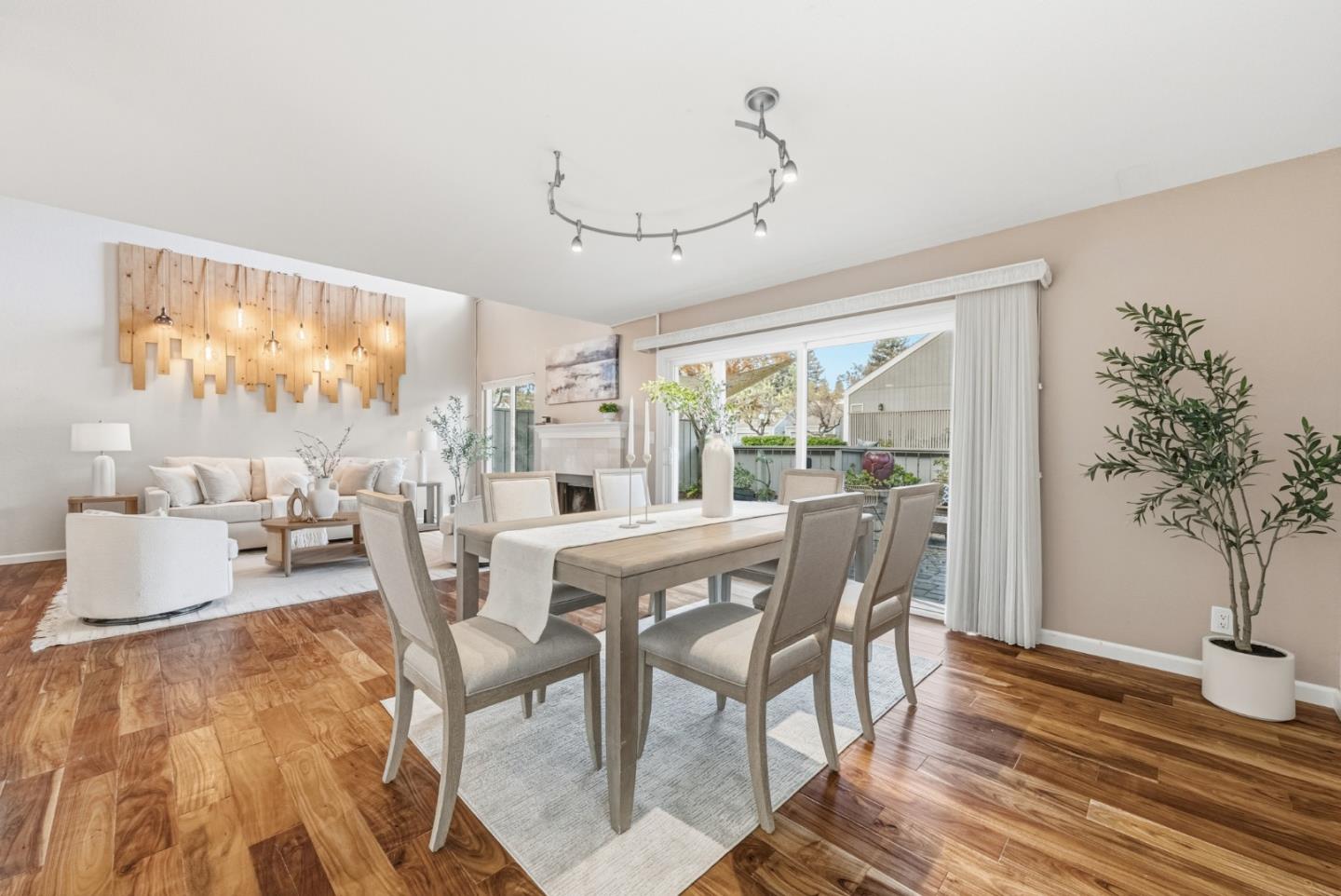 Detail Gallery Image 8 of 35 For 7435 Maywood Dr, Pleasanton,  CA 94588 - 3 Beds | 2/1 Baths