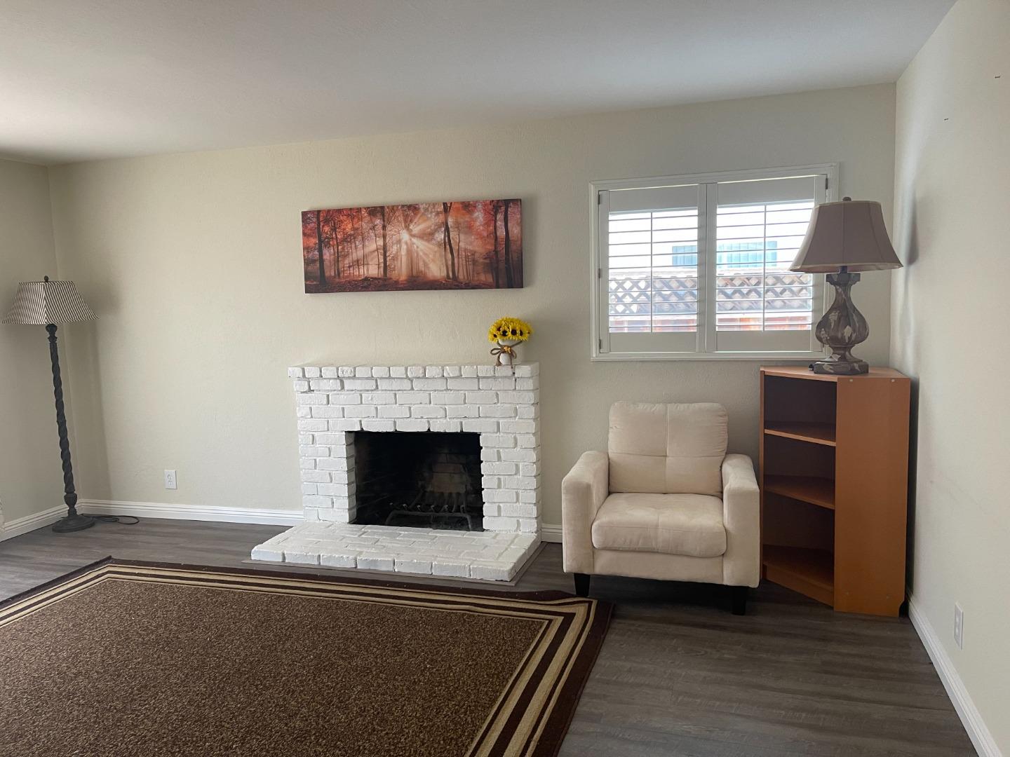 Detail Gallery Image 10 of 17 For 5733 Harder St, San Jose,  CA 95129 - 3 Beds | 2 Baths