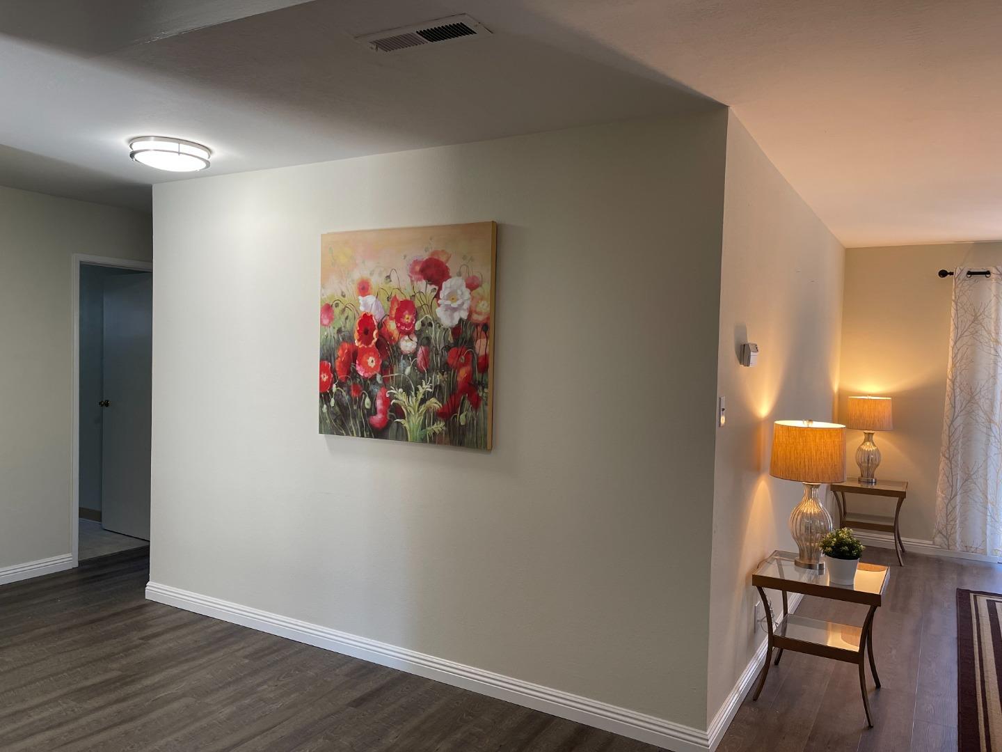 Detail Gallery Image 13 of 17 For 5733 Harder St, San Jose,  CA 95129 - 3 Beds | 2 Baths