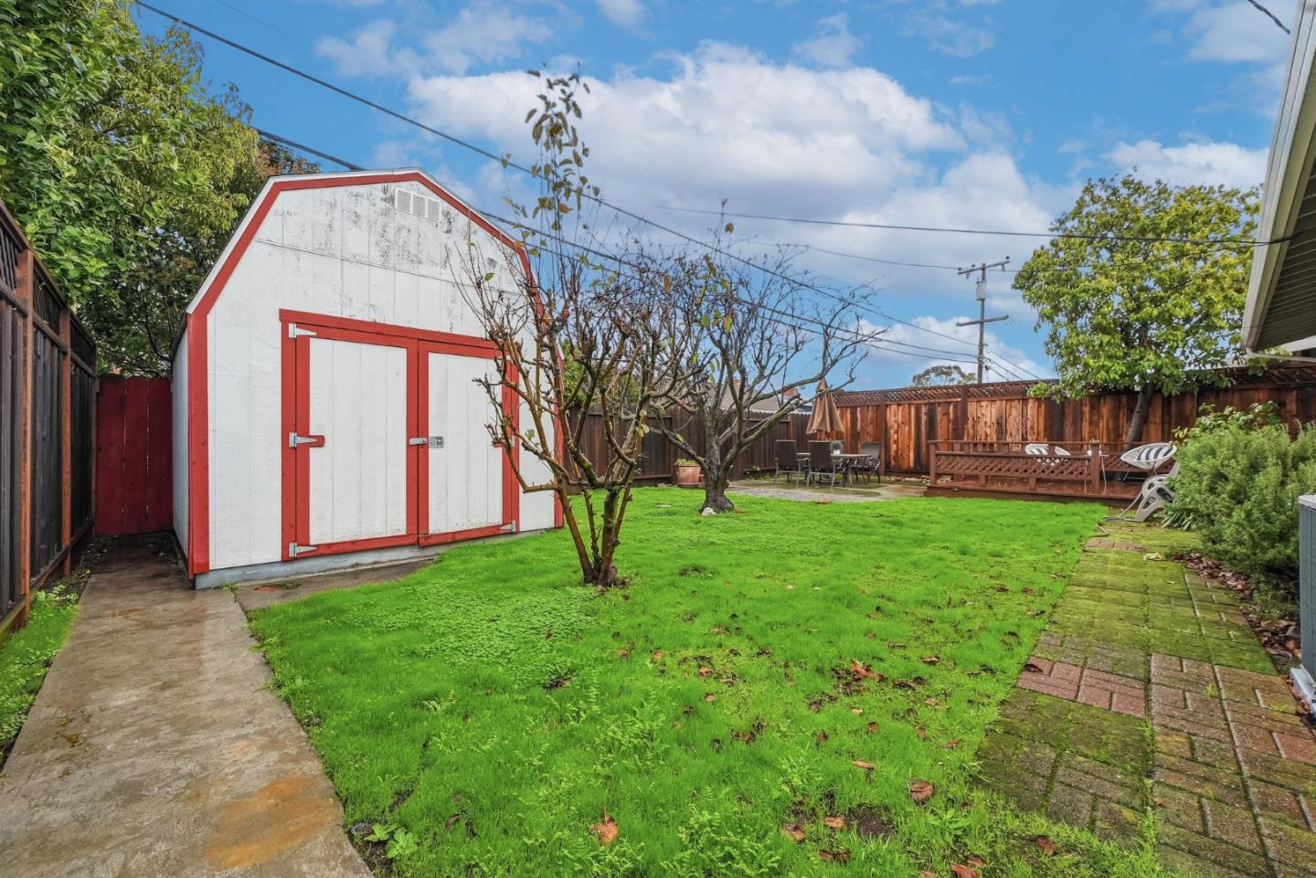 Detail Gallery Image 32 of 41 For 2427 Holland St, San Mateo,  CA 94403 - 3 Beds | 2 Baths