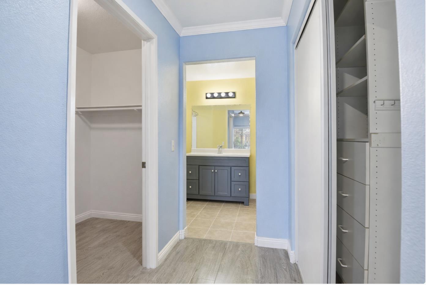 Detail Gallery Image 2 of 12 For 7208 Paseo Del Rio, Los Angeles,  CA 90040 - 3 Beds | 2/1 Baths