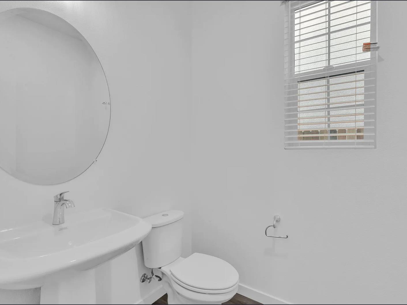 Detail Gallery Image 3 of 19 For 305 Cinema St, Sacramento,  CA 95823 - 4 Beds | 3/1 Baths