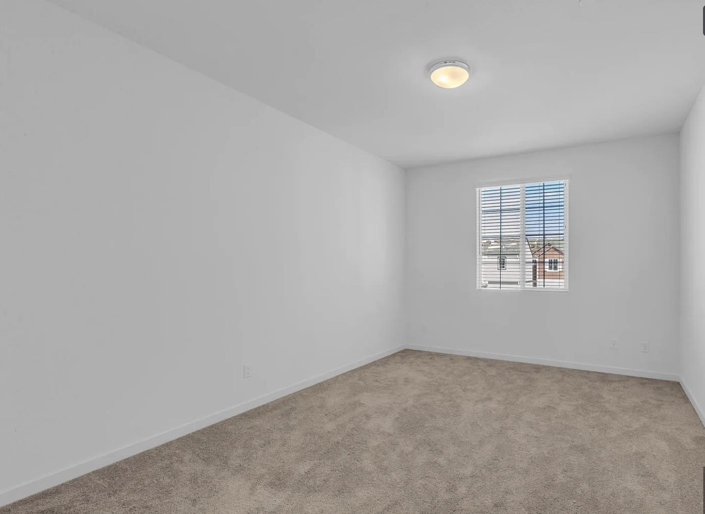 Detail Gallery Image 7 of 19 For 305 Cinema St, Sacramento,  CA 95823 - 4 Beds | 3/1 Baths