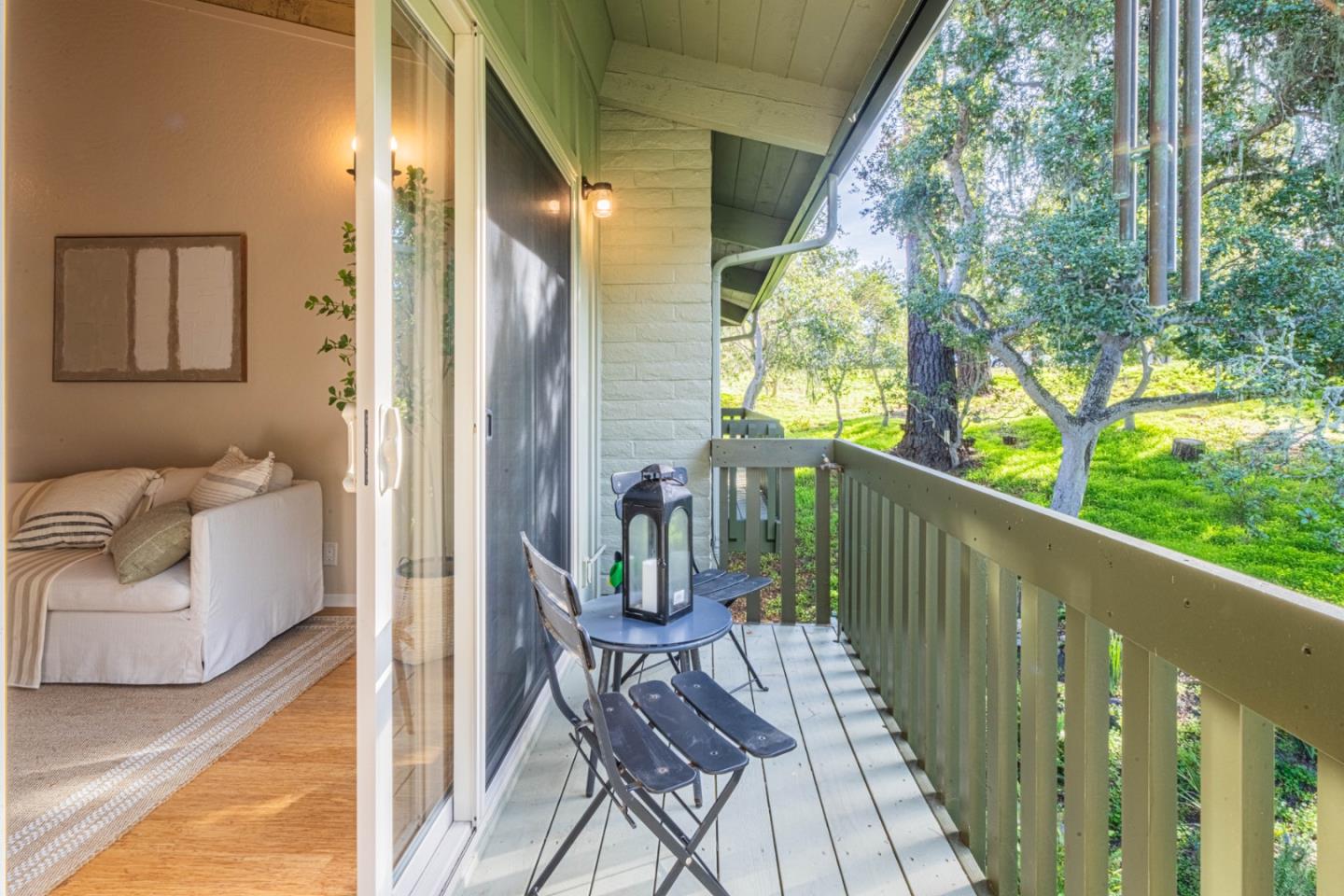 Detail Gallery Image 13 of 36 For 1125 Alta Mesa Rd, Monterey,  CA 93940 - 4 Beds | 2/1 Baths