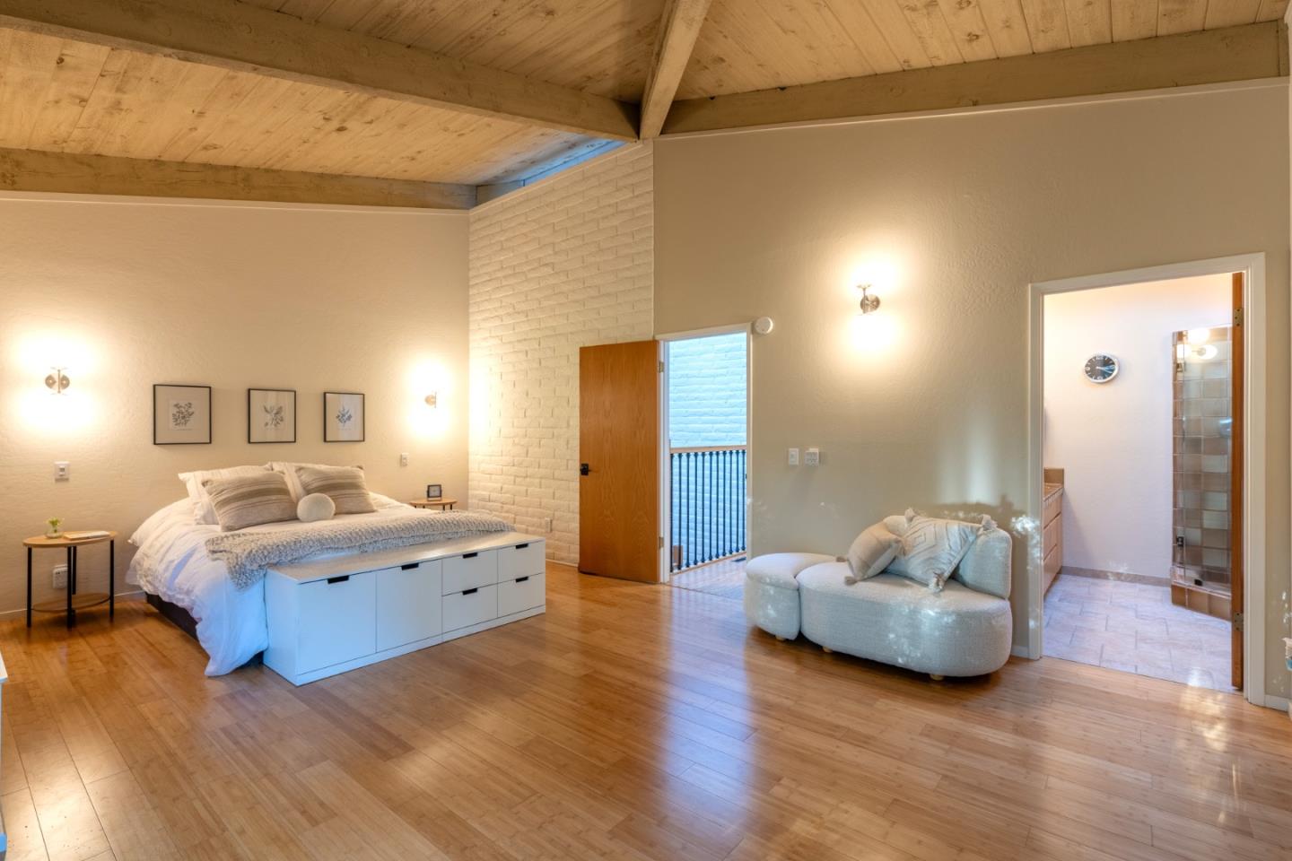 Detail Gallery Image 21 of 36 For 1125 Alta Mesa Rd, Monterey,  CA 93940 - 4 Beds | 2/1 Baths