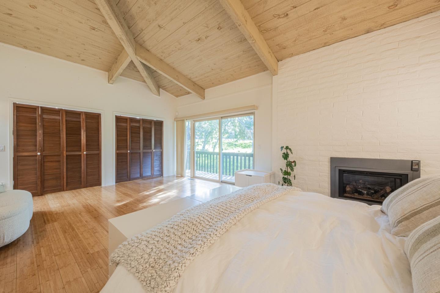 Detail Gallery Image 22 of 36 For 1125 Alta Mesa Rd, Monterey,  CA 93940 - 4 Beds | 2/1 Baths