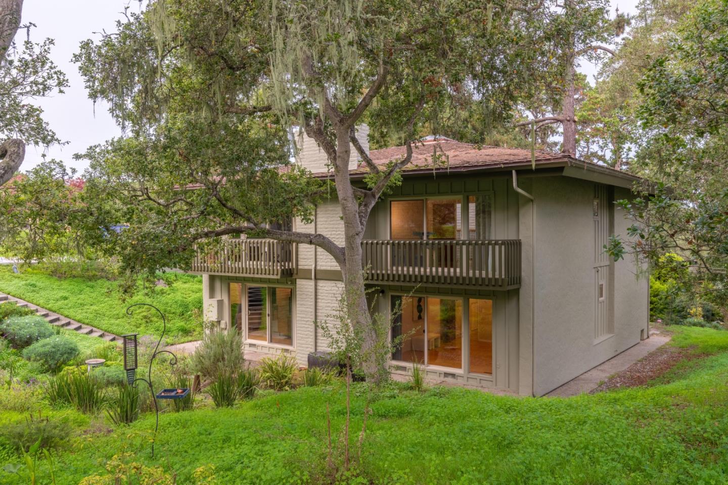 Detail Gallery Image 6 of 36 For 1125 Alta Mesa Rd, Monterey,  CA 93940 - 4 Beds | 2/1 Baths