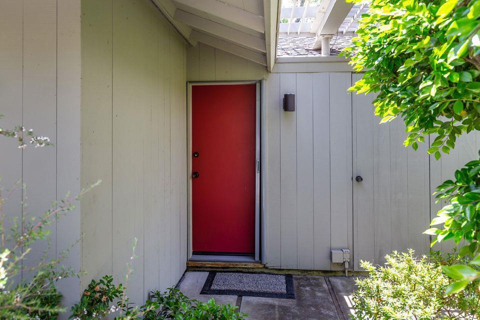 Detail Gallery Image 22 of 23 For Sioux Way, Portola Valley,  CA 94028 - 3 Beds | 4 Baths