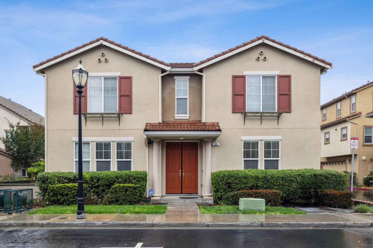 Detail Gallery Image 16 of 25 For 205 Montevina Way, Hayward,  CA 94545 - 5 Beds | 3 Baths