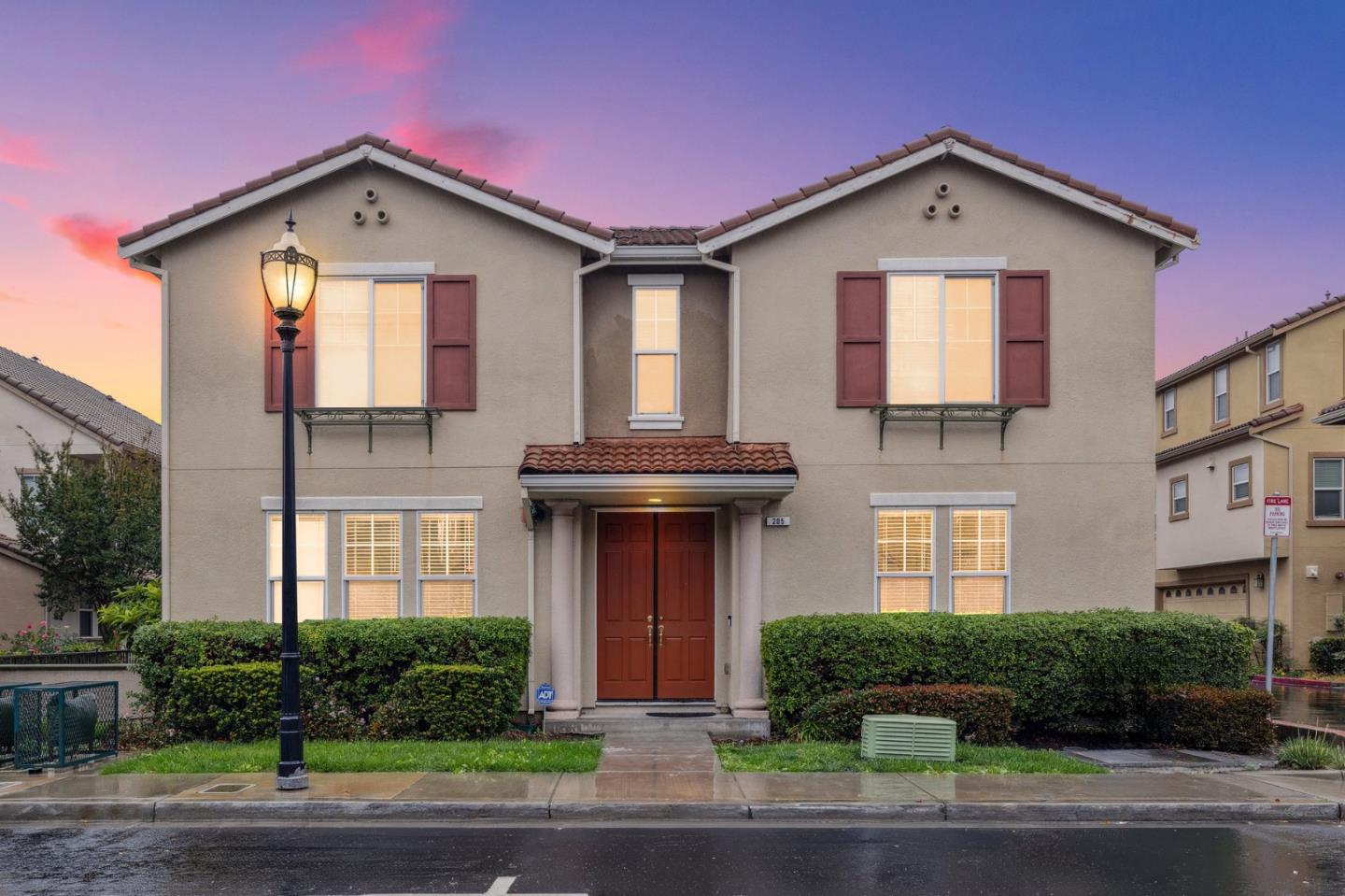 Detail Gallery Image 20 of 25 For 205 Montevina Way, Hayward,  CA 94545 - 5 Beds | 3 Baths