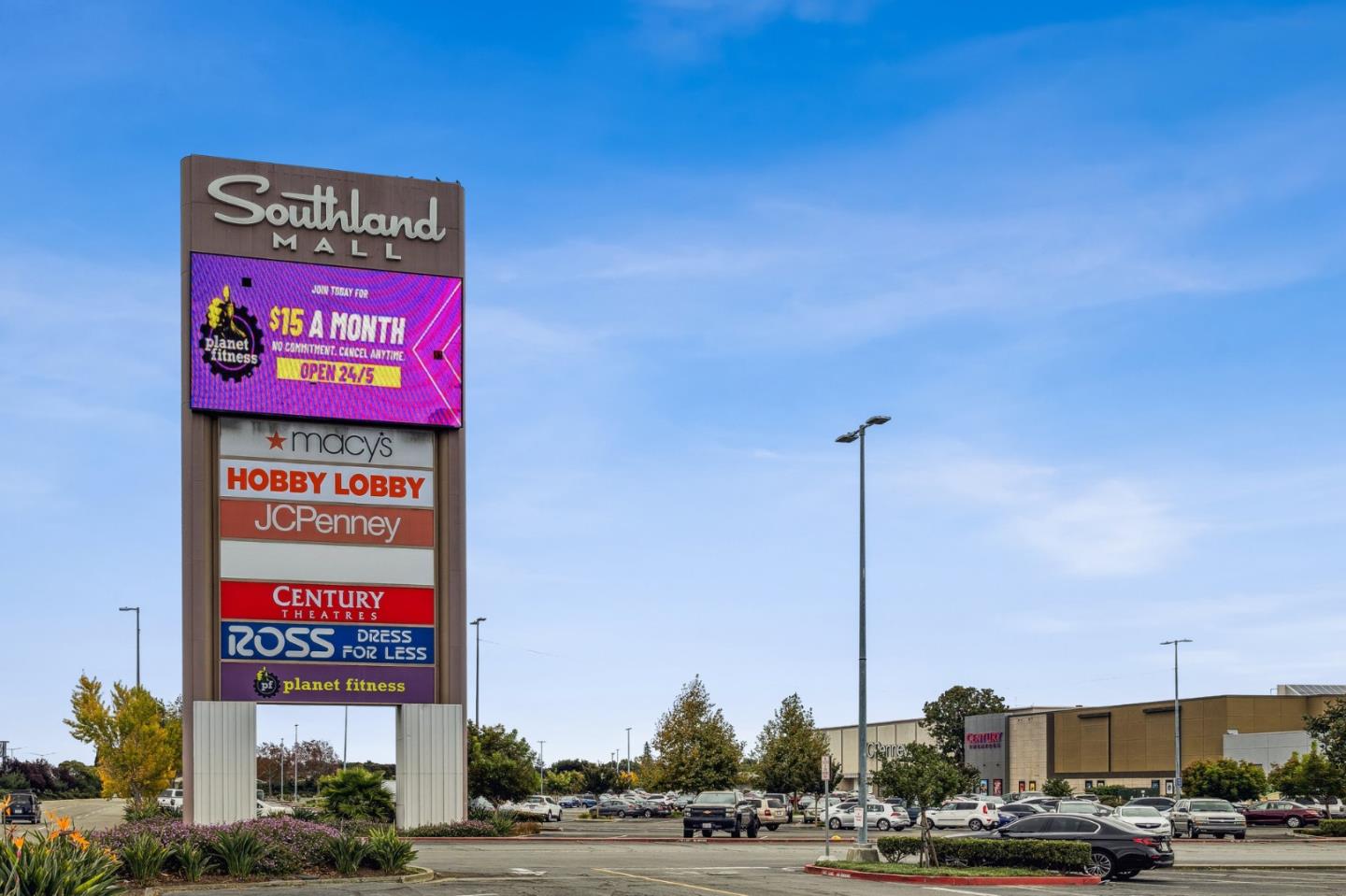 Detail Gallery Image 24 of 25 For 205 Montevina Way, Hayward,  CA 94545 - 5 Beds | 3 Baths