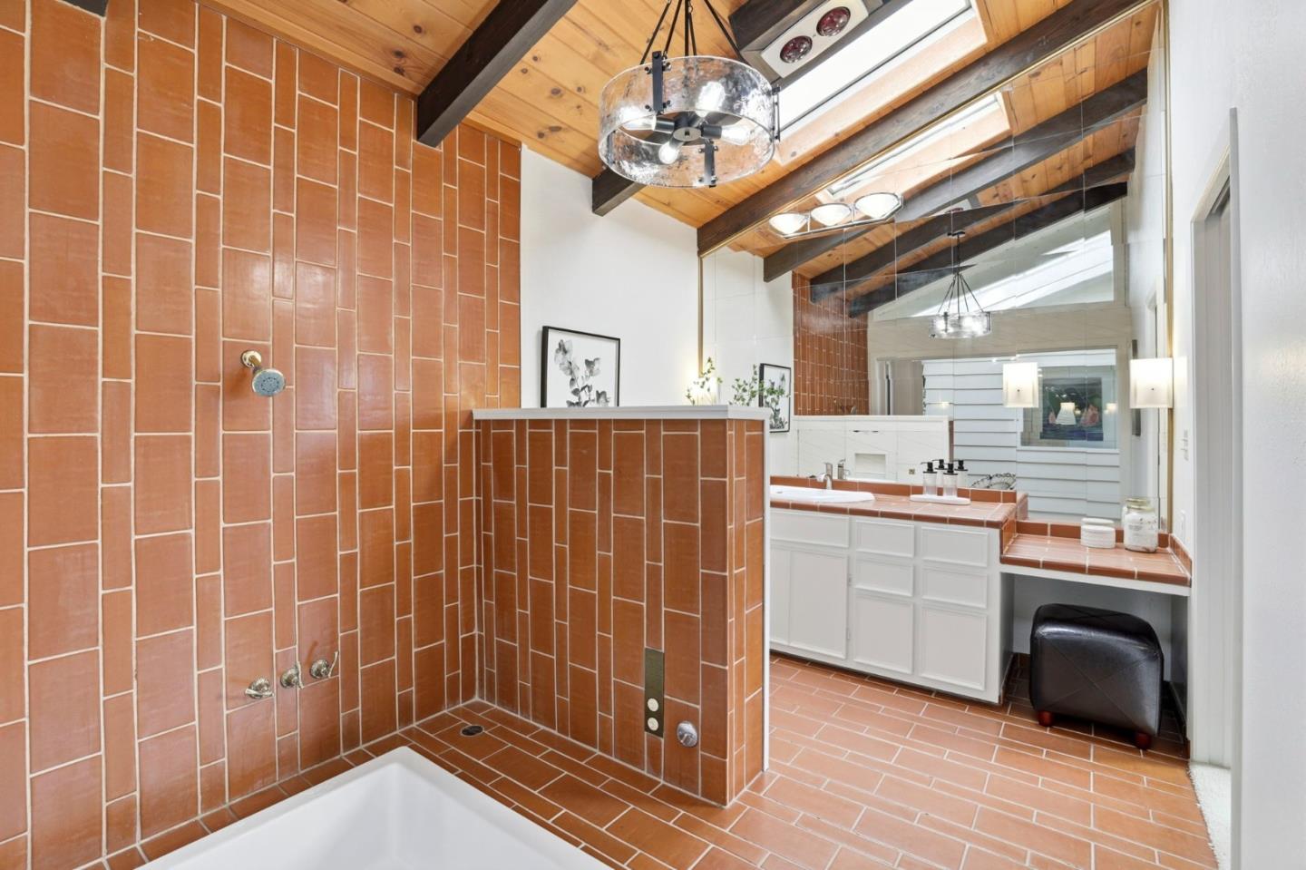 Detail Gallery Image 13 of 24 For 1145 Little John Way, San Jose,  CA 95129 - 4 Beds | 3 Baths