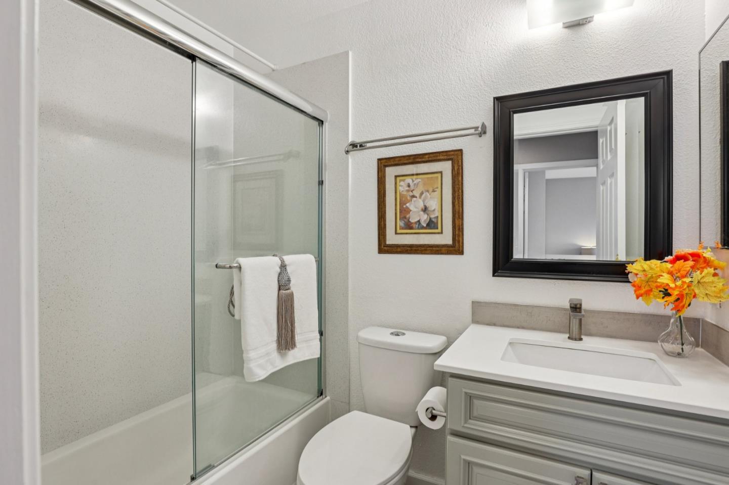 Detail Gallery Image 21 of 33 For 11 Bonny Doone, Hercules,  CA 94547 - 3 Beds | 2/1 Baths