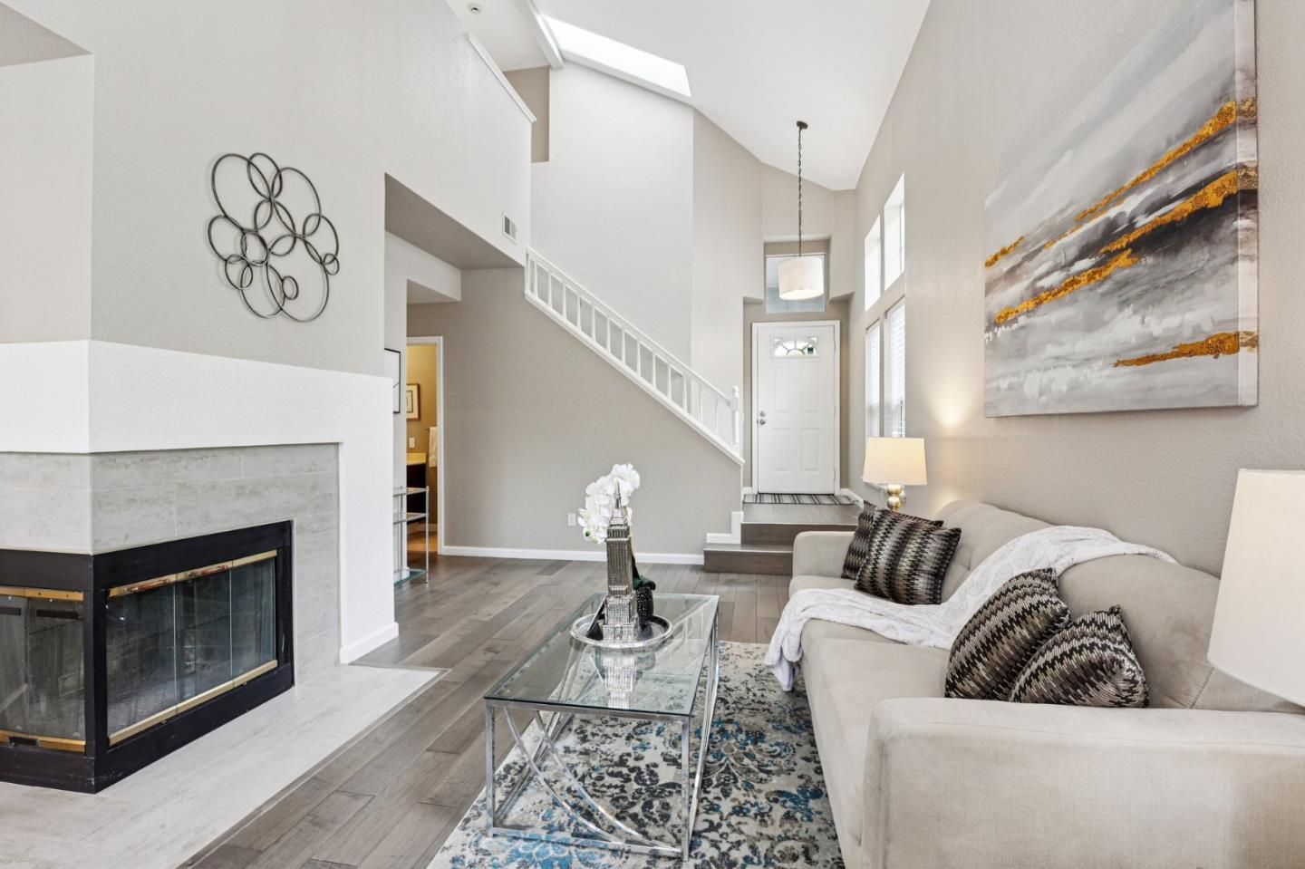 Detail Gallery Image 6 of 33 For 11 Bonny Doone, Hercules,  CA 94547 - 3 Beds | 2/1 Baths