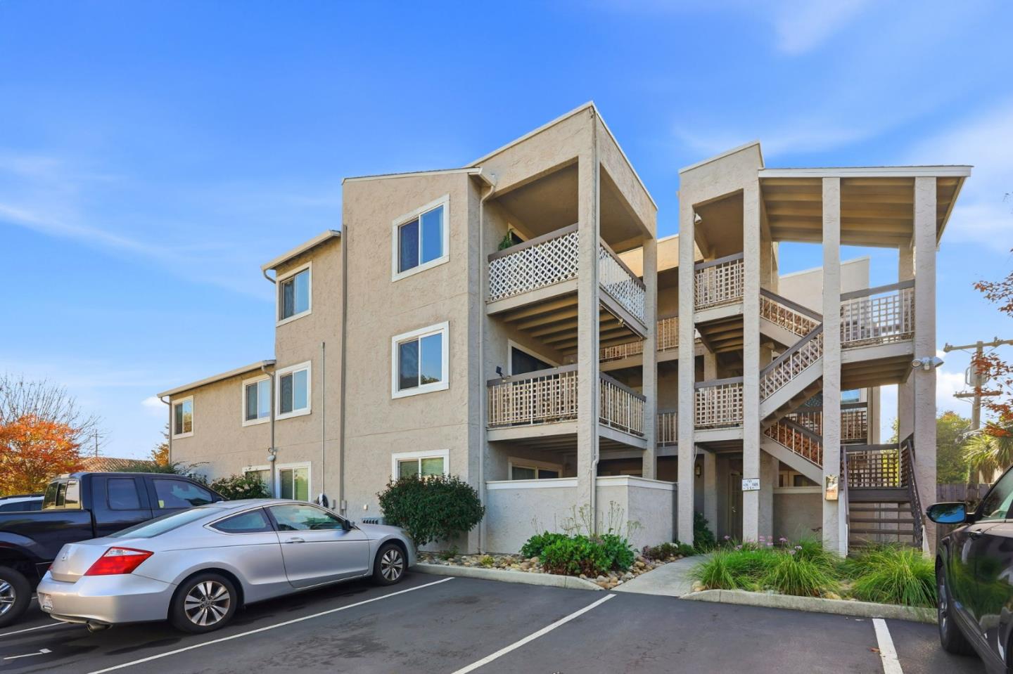 Photo #1: ML82030136 Listing: Photo #1