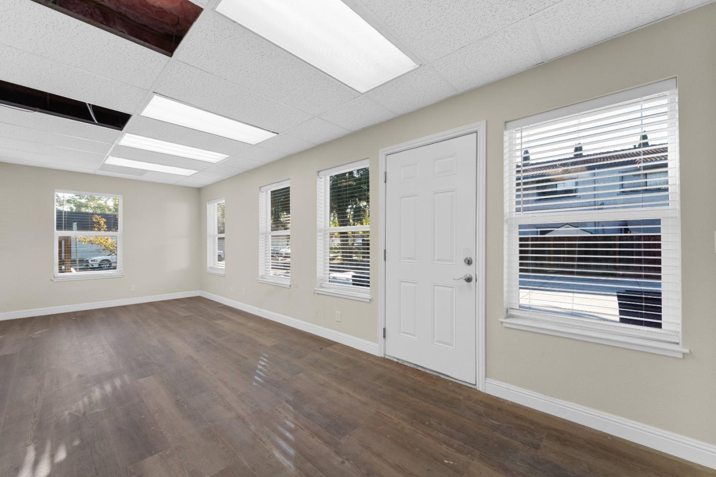 Detail Gallery Image 16 of 36 For 1131 Luchessi Dr, San Jose,  CA 95118 - – Beds | – Baths