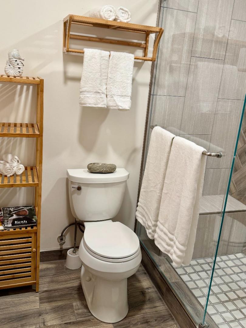 Detail Gallery Image 12 of 14 For 870 W Edmundson Ave, Morgan Hill,  CA 95037 - 5 Beds | 3 Baths