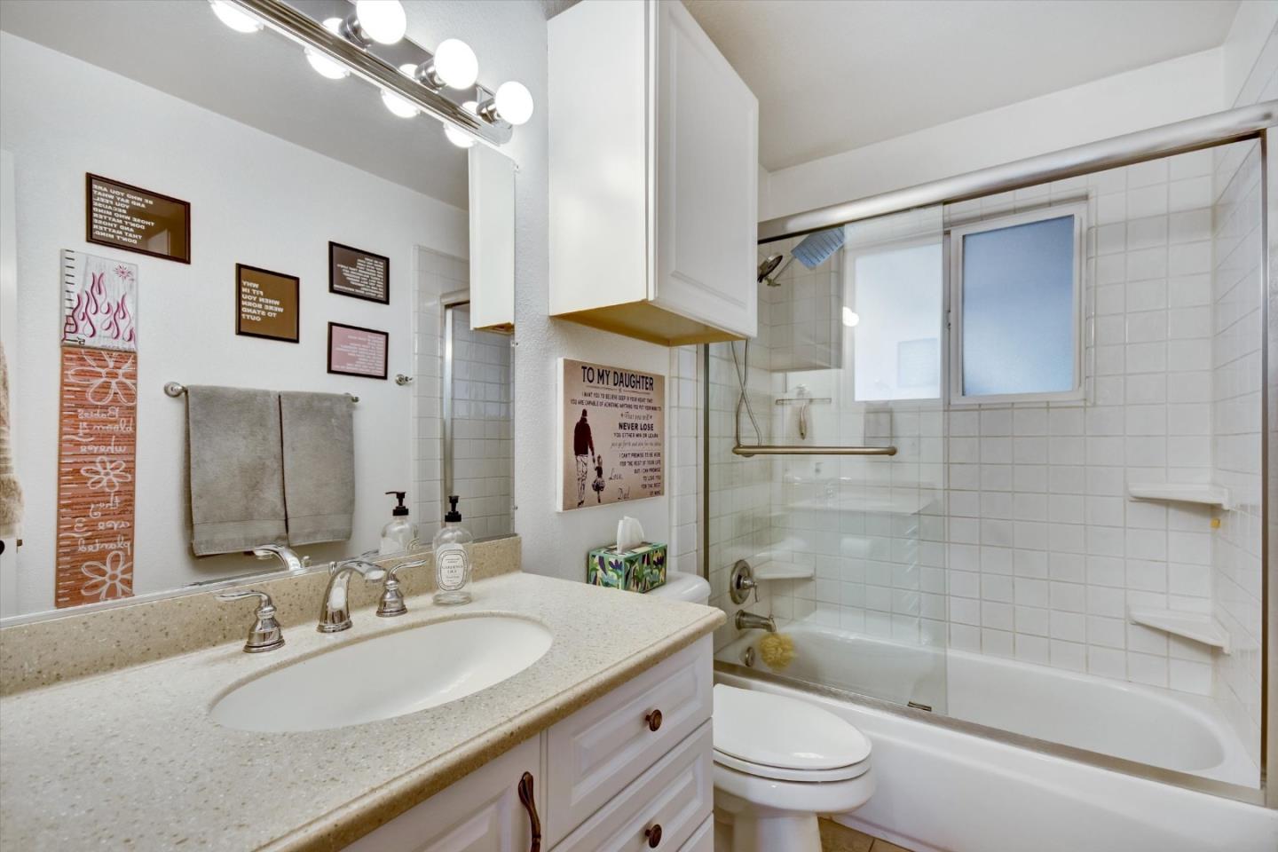 Detail Gallery Image 20 of 31 For 5544 Woodhurst Ln, San Jose,  CA 95123 - 3 Beds | 2 Baths