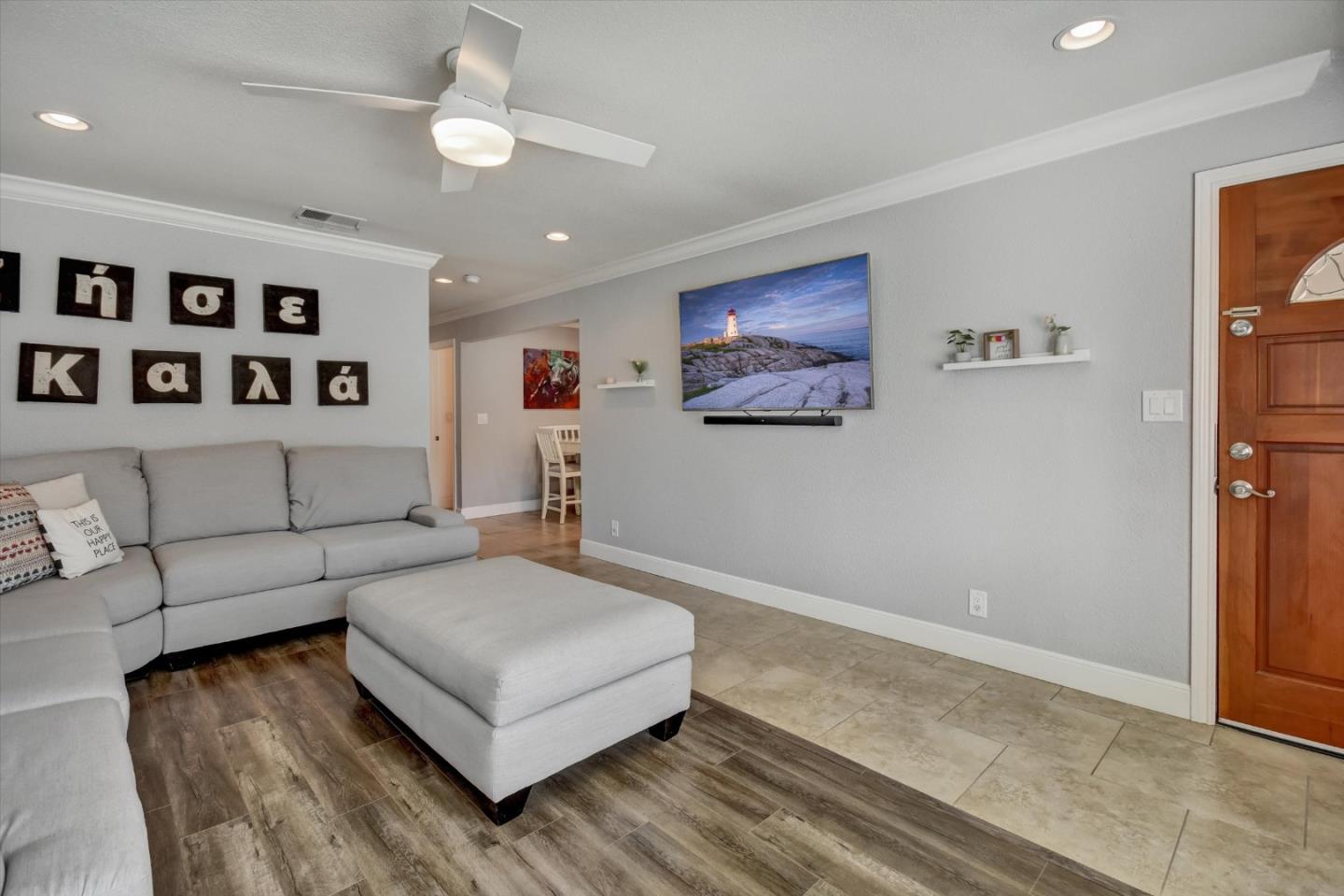 Detail Gallery Image 6 of 31 For 5544 Woodhurst Ln, San Jose,  CA 95123 - 3 Beds | 2 Baths