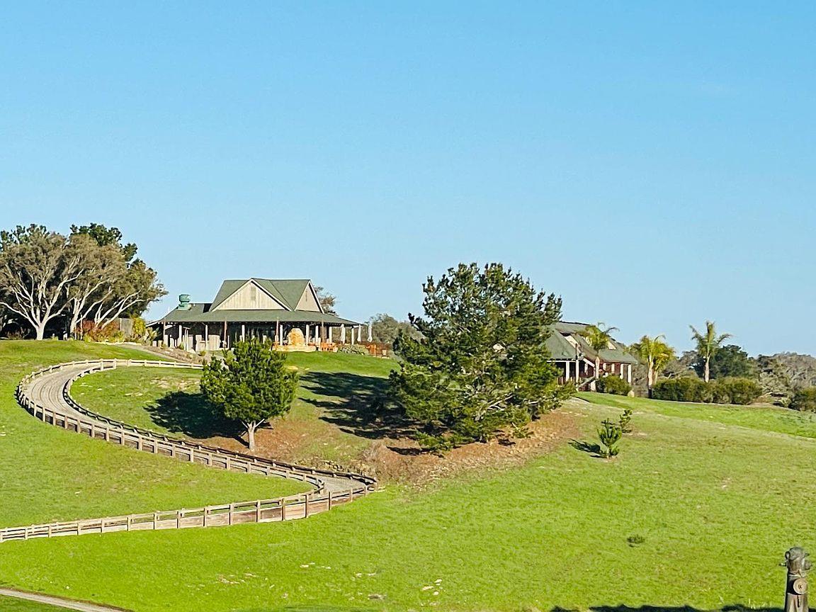 Detail Gallery Image 42 of 47 For 8380 Monterra Views, Monterey,  CA 93940 - 4 Beds | 5/1 Baths