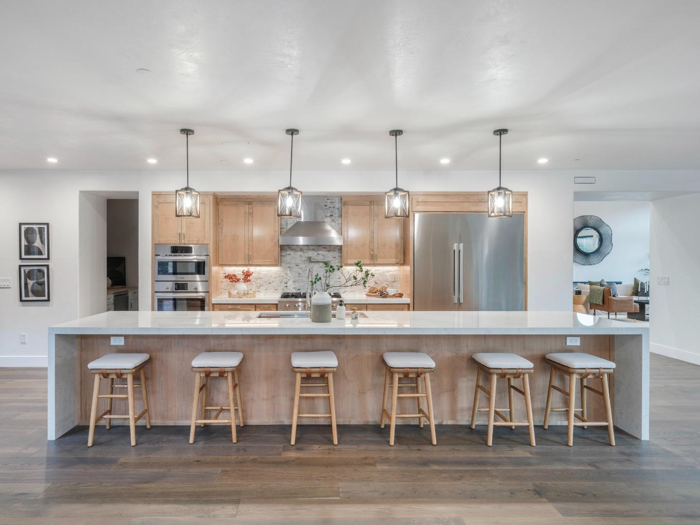 Detail Gallery Image 8 of 47 For 8380 Monterra Views, Monterey,  CA 93940 - 4 Beds | 5/1 Baths