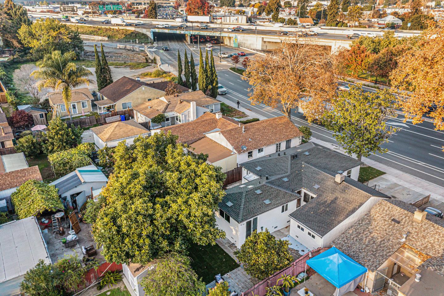 Detail Gallery Image 36 of 43 For 15741 Hesperian Blvd, San Lorenzo,  CA 94580 - 4 Beds | 2 Baths