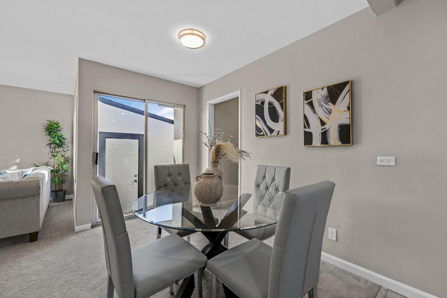 Detail Gallery Image 8 of 43 For 15741 Hesperian Blvd, San Lorenzo,  CA 94580 - 4 Beds | 2 Baths