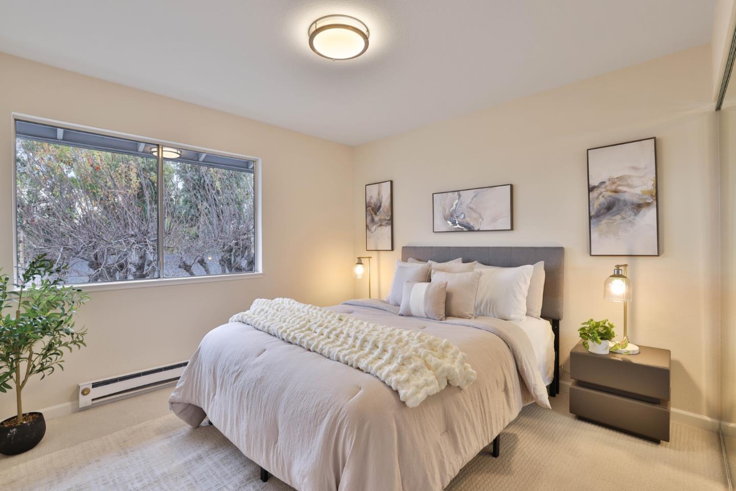 Detail Gallery Image 14 of 32 For 2286 Almaden Rd, San Jose,  CA 95125 - 3 Beds | 2/1 Baths