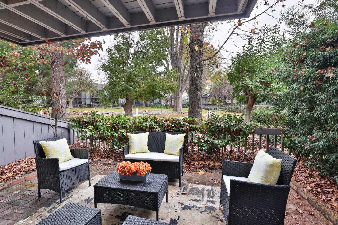 Detail Gallery Image 20 of 32 For 2286 Almaden Rd, San Jose,  CA 95125 - 3 Beds | 2/1 Baths