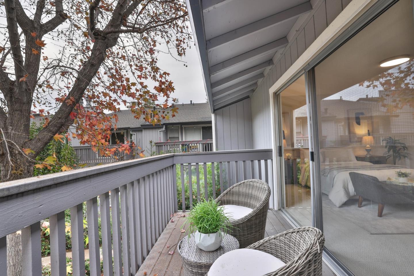 Detail Gallery Image 23 of 32 For 2286 Almaden Rd, San Jose,  CA 95125 - 3 Beds | 2/1 Baths