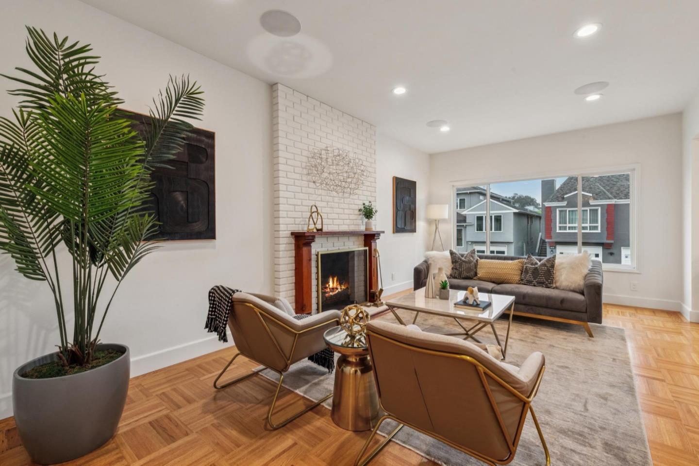 Detail Gallery Image 10 of 70 For 106 Country Club Dr, San Francisco,  CA 94132 - 4 Beds | 3 Baths