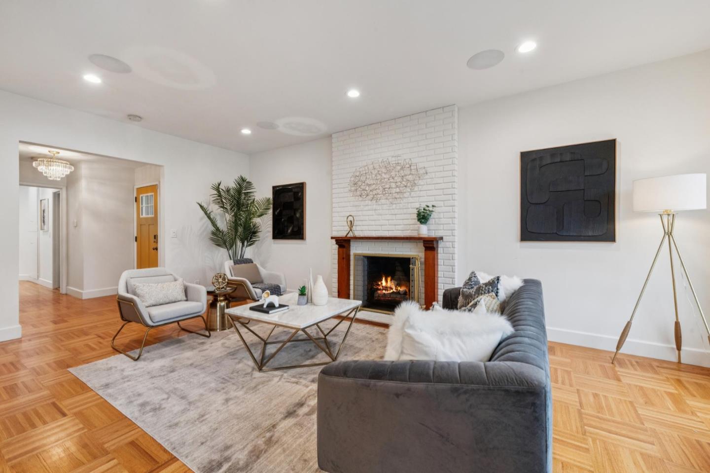 Detail Gallery Image 11 of 70 For 106 Country Club Dr, San Francisco,  CA 94132 - 4 Beds | 3 Baths