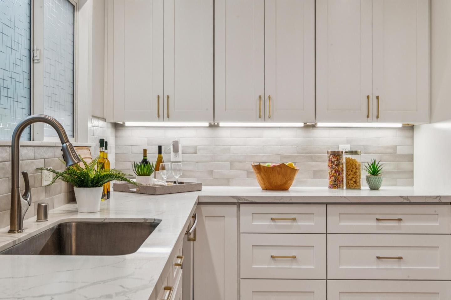 Detail Gallery Image 23 of 70 For 106 Country Club Dr, San Francisco,  CA 94132 - 4 Beds | 3 Baths