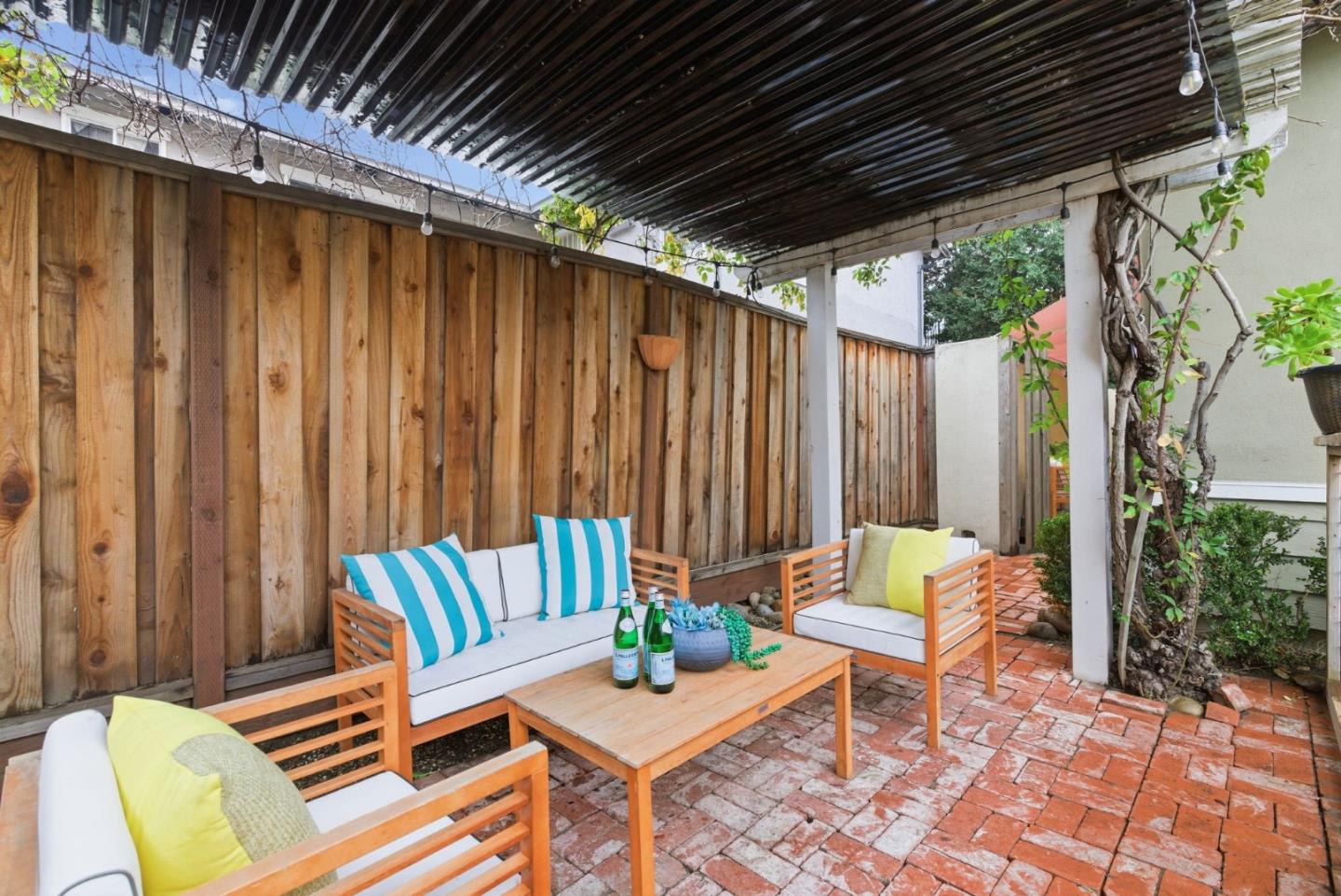 Detail Gallery Image 28 of 32 For 206 Sunnyside Ave, Campbell,  CA 95008 - 4 Beds | 2/1 Baths