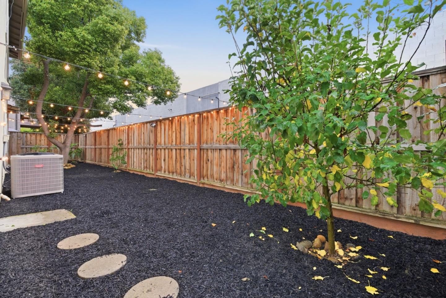 Detail Gallery Image 29 of 32 For 206 Sunnyside Ave, Campbell,  CA 95008 - 4 Beds | 2/1 Baths