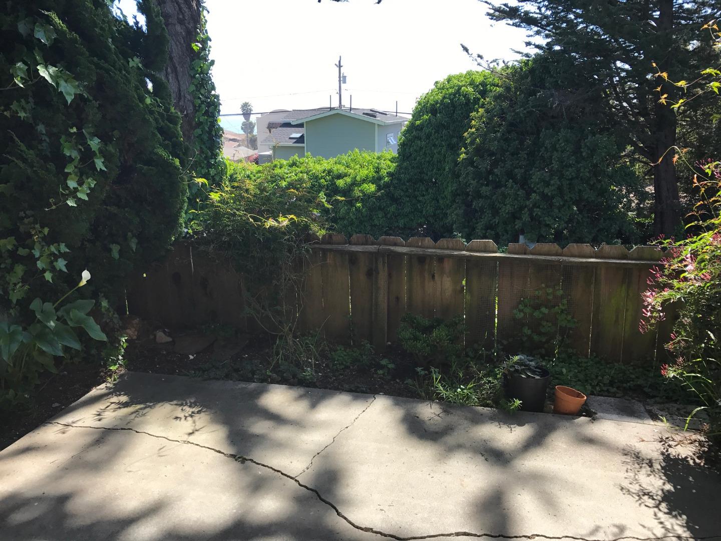 Detail Gallery Image 6 of 7 For 373 Sea Ridge Rd #2,  Aptos,  CA 95003 - 2 Beds | 1 Baths