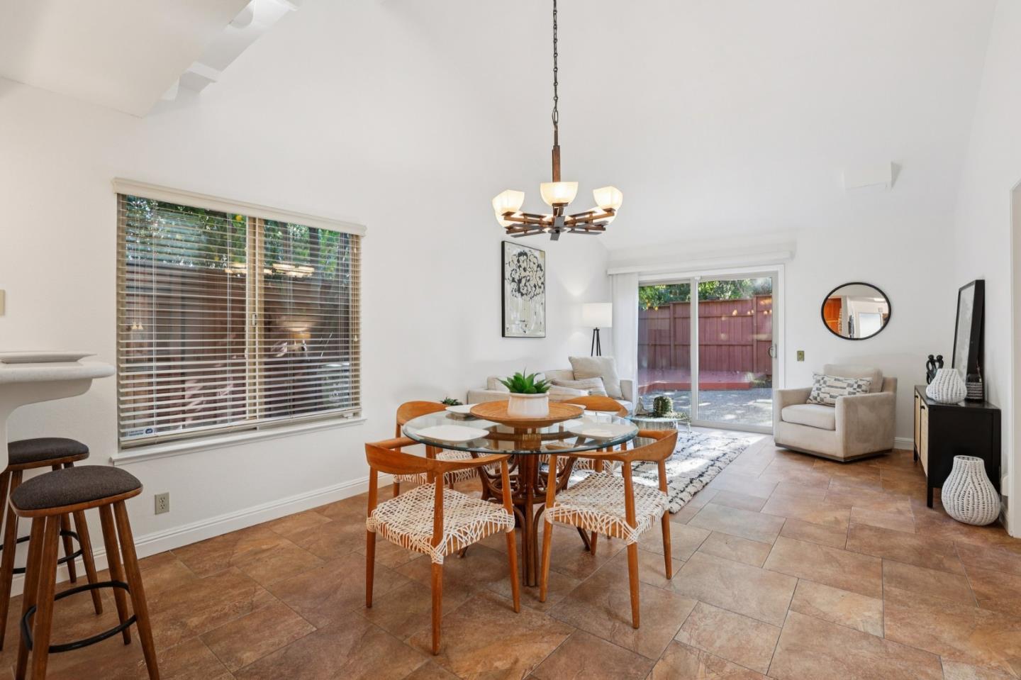 Detail Gallery Image 8 of 33 For 4774 Rio Rita Way, San Jose,  CA 95129 - 2 Beds | 2 Baths