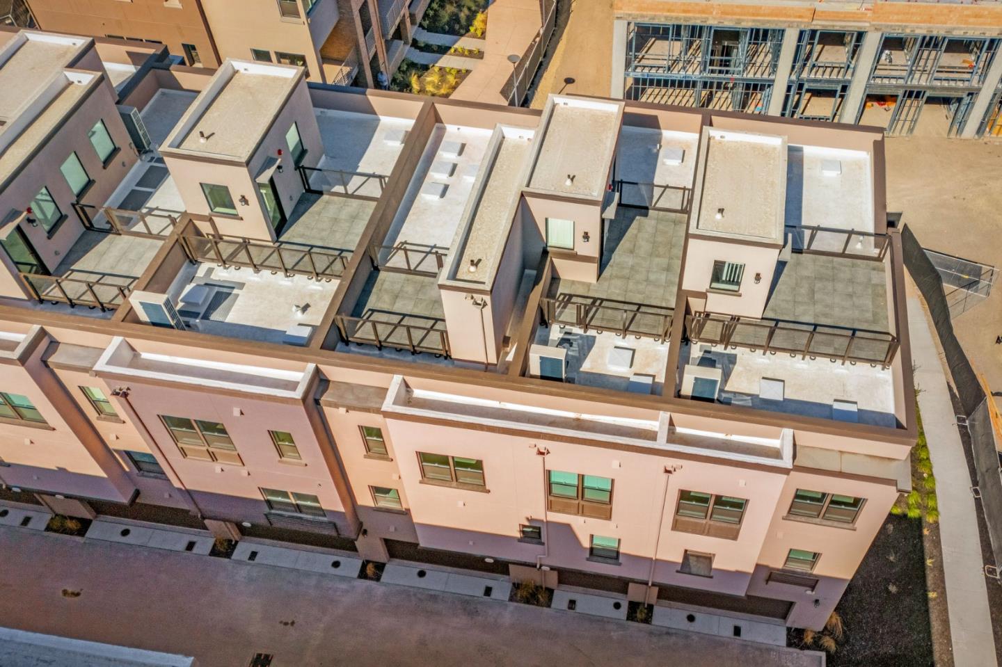 Detail Gallery Image 14 of 27 For 302 Tea Tree Ter #6,  Sunnyvale,  CA 94086 - 2 Beds | 2/1 Baths