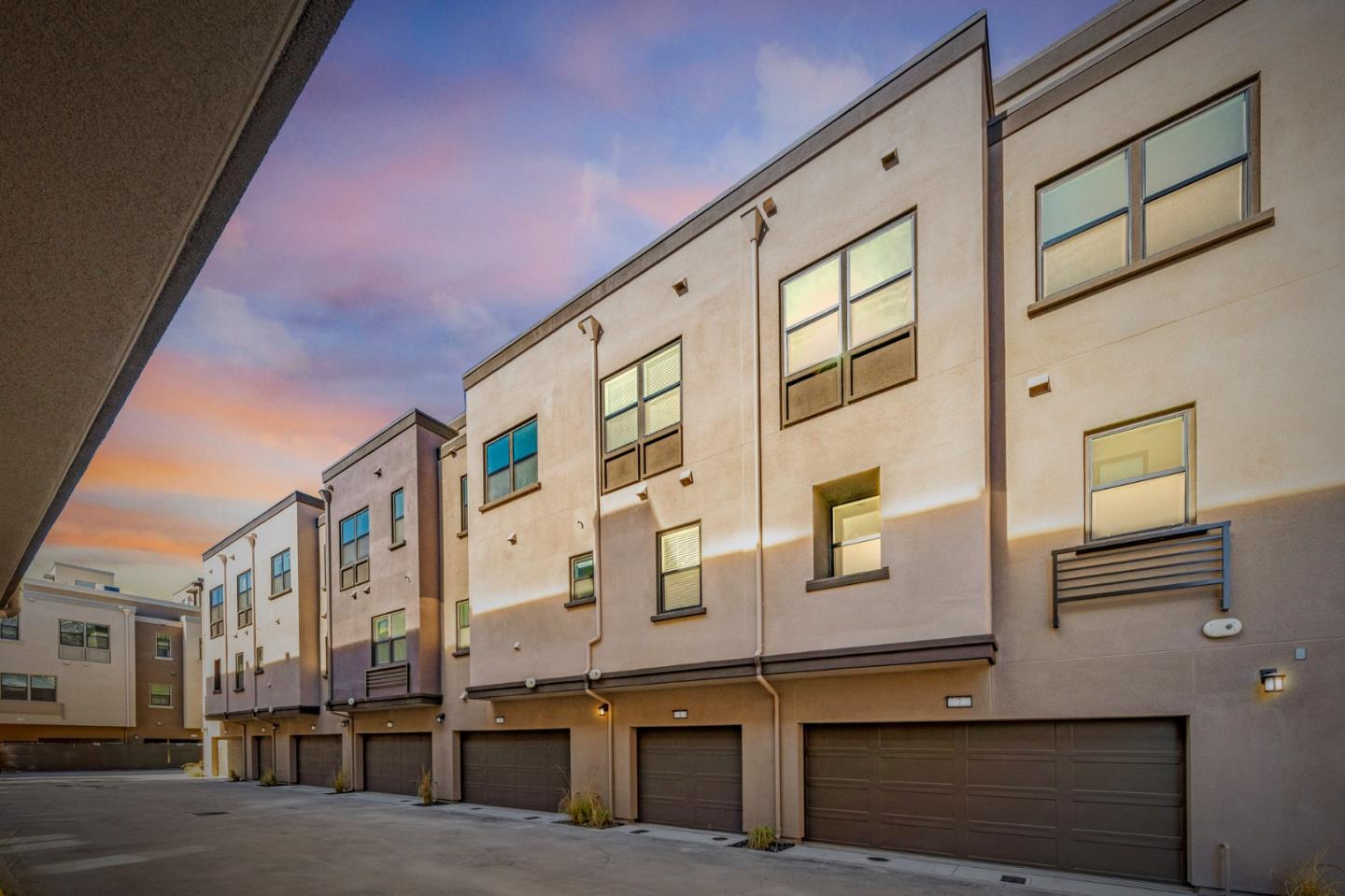 Detail Gallery Image 22 of 27 For 302 Tea Tree Ter #6,  Sunnyvale,  CA 94086 - 2 Beds | 2/1 Baths