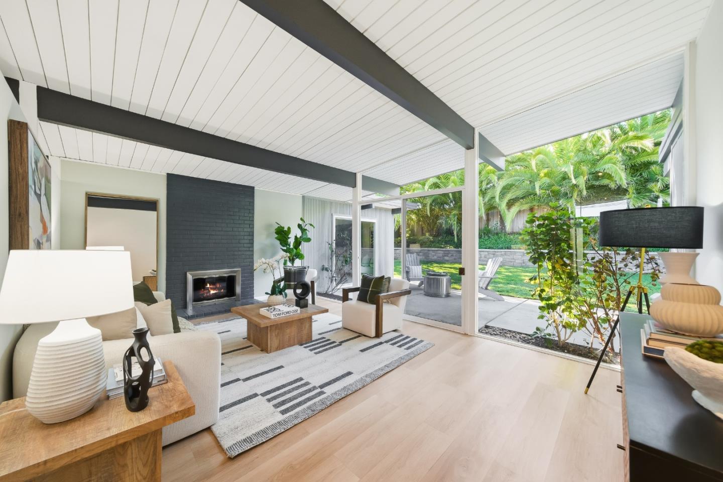 Front Image Thumbnail for ML82030158